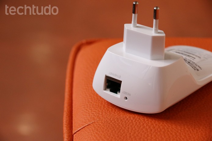 Repetidor tp-link (Foto: Luciana Maline/TechTudo)